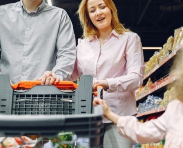 Zakupy bez chaosu: prosty plan, dzięki któremu kupujesz mądrzej, taniej i bez marnowania